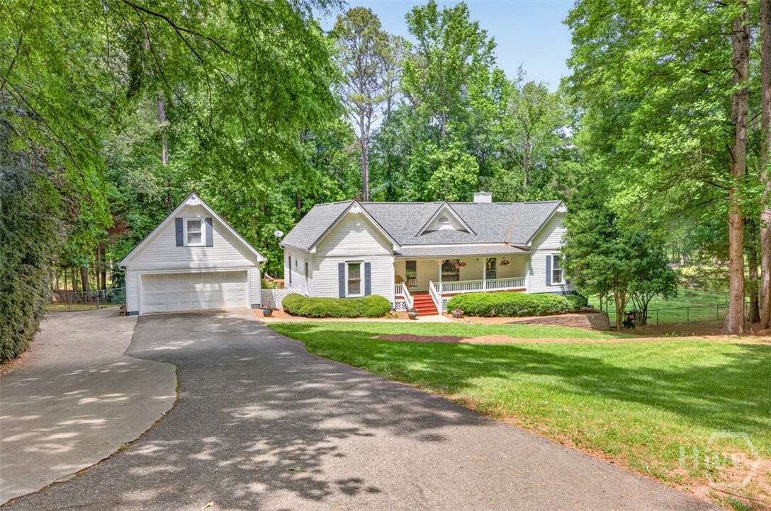 6 Adella Property Photo 38