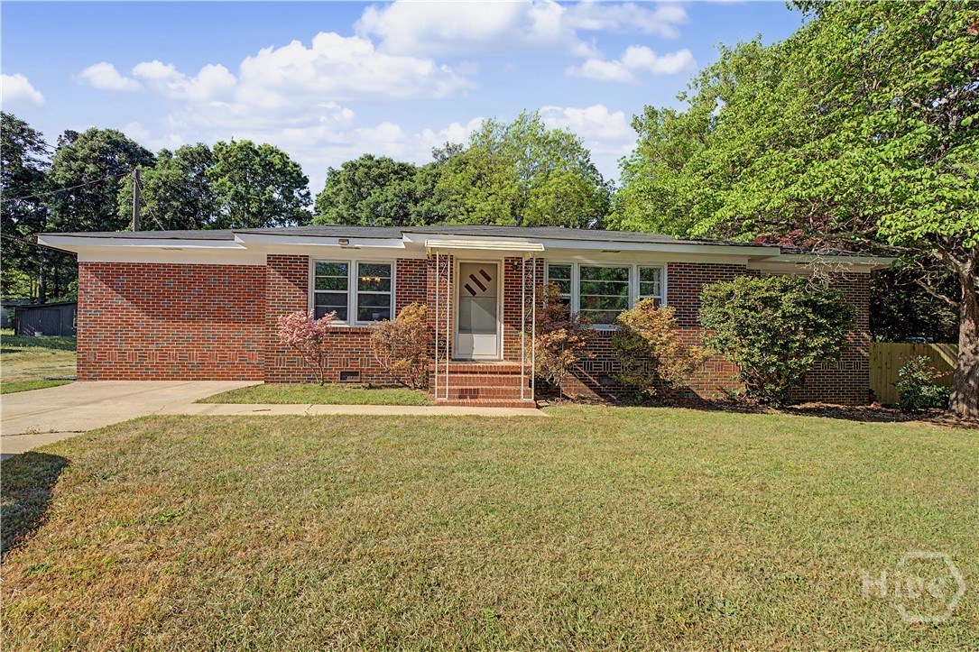 185 Northcrest Drive Property Photo 1
