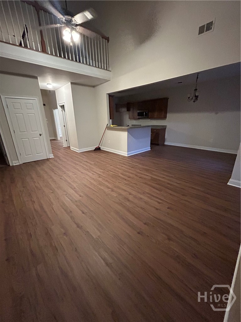 1111 Brookshire Property Photo 4