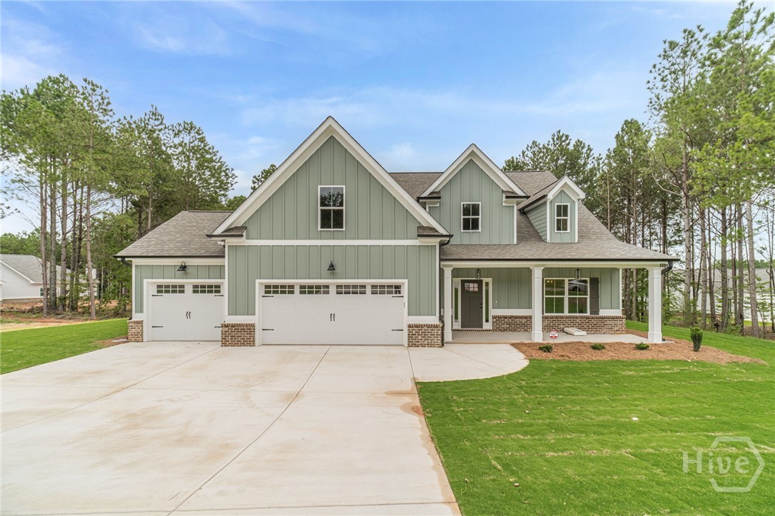 257 Pinewood Drive Property Photo 1