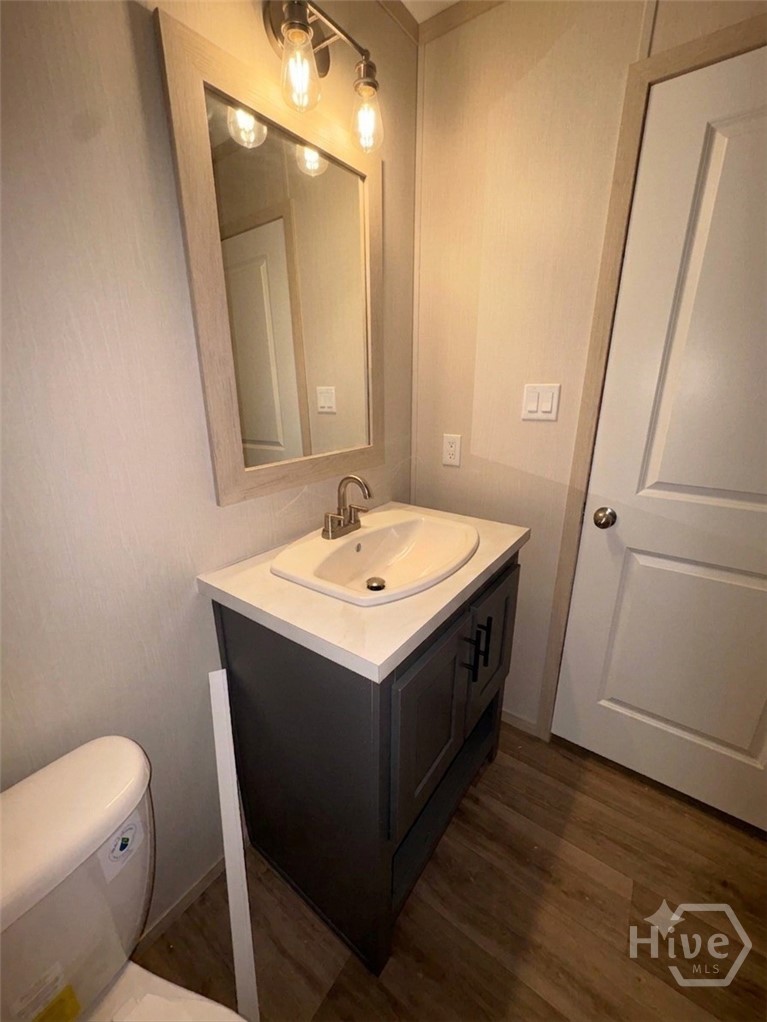 1020 Neal Road Property Photo 6