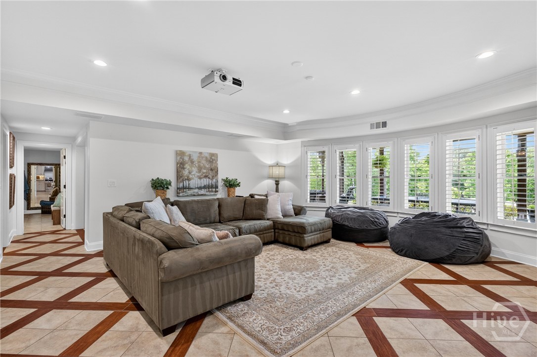 1123 Dee Kennedy Road Property Photo 19