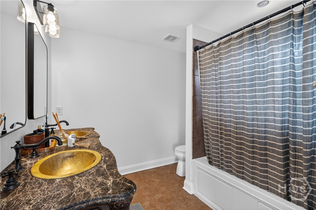 1123 Dee Kennedy Road Property Photo 28