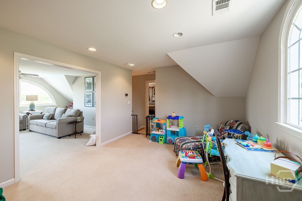 1051 Greenfield Lane Property Photo 38