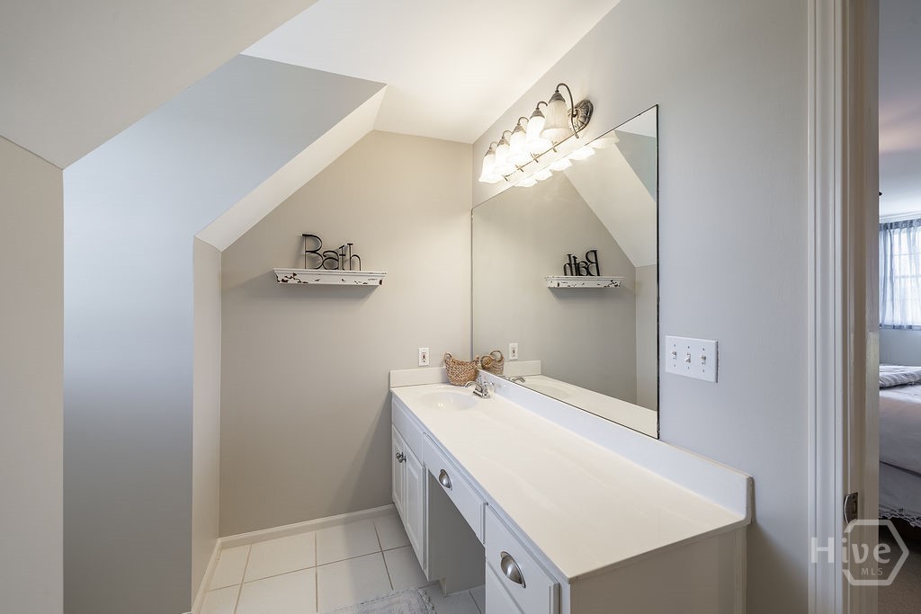 1051 Greenfield Lane Property Photo 46