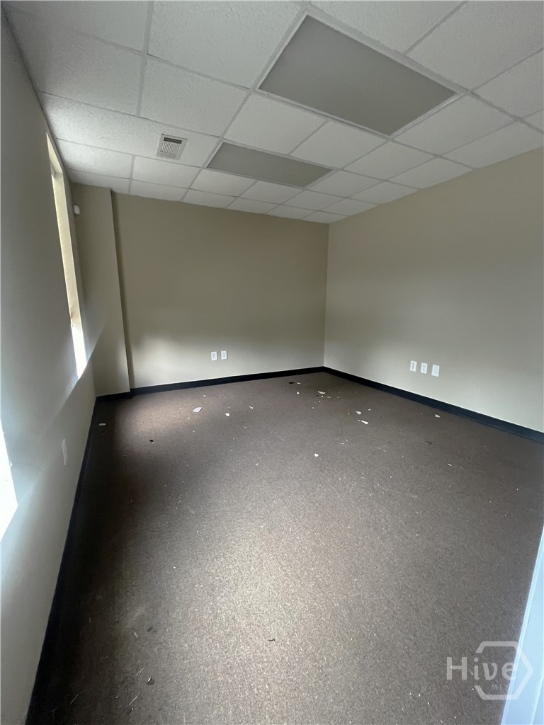 1071 Jamestown Boulevard E5 Property Photo 4