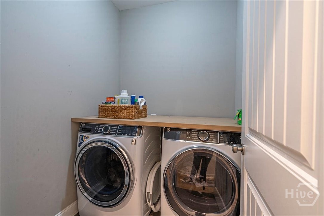 3093 Surry Ridge Drive Property Photo 27