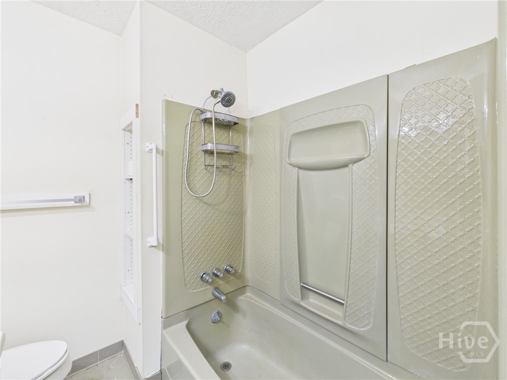 1600 Mcnutt Creek Road Property Photo 14