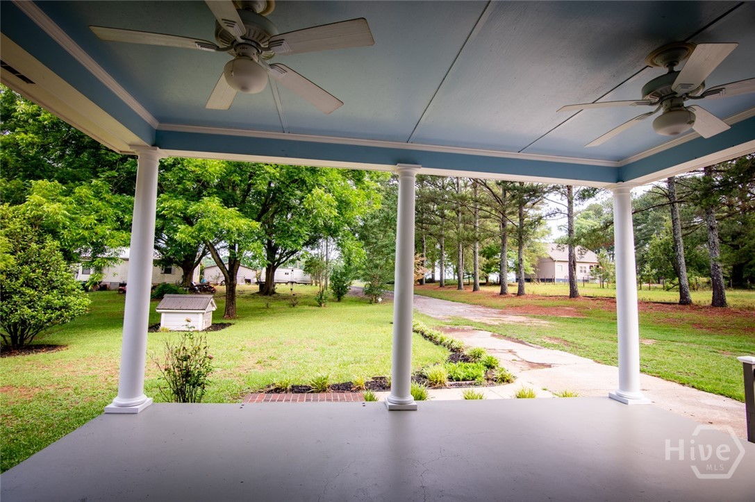 1061 Old Salem Road Property Photo 5