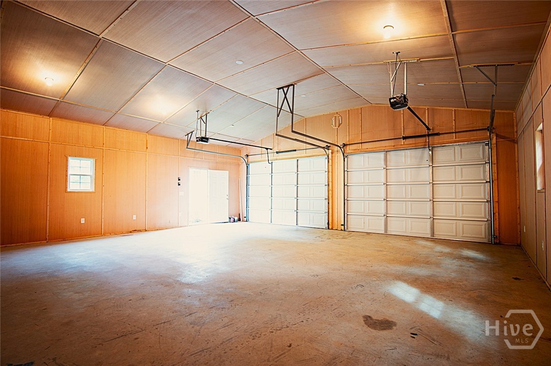 1061 Old Salem Road Property Photo 32