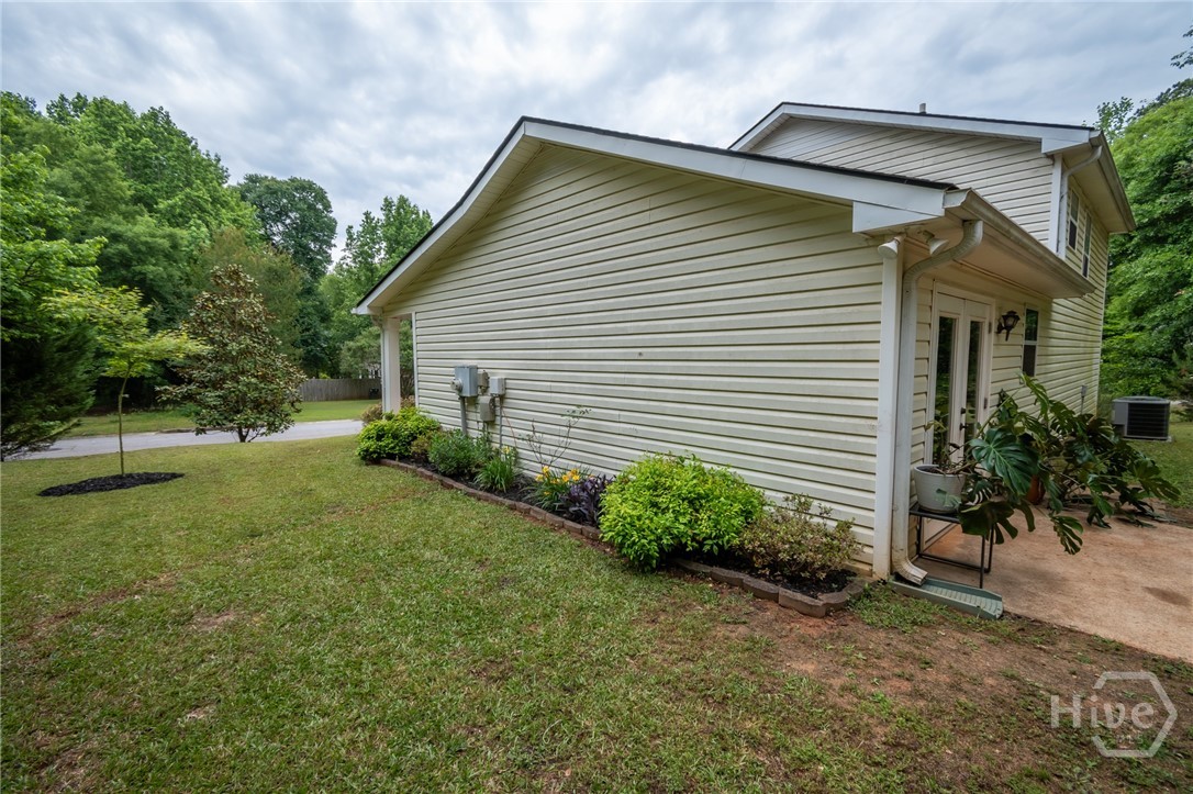 280 Twin Creek Shores Property Photo 32