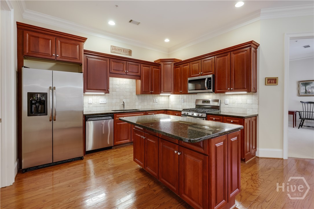 100 Ansonborough Lane 407 Property Photo 18