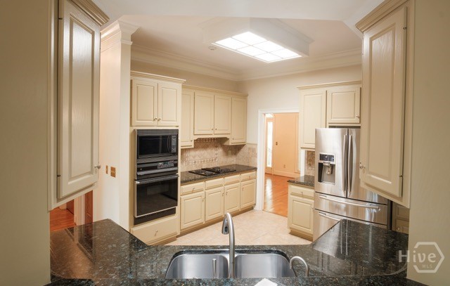 320 Millstone Circle Property Photo 8