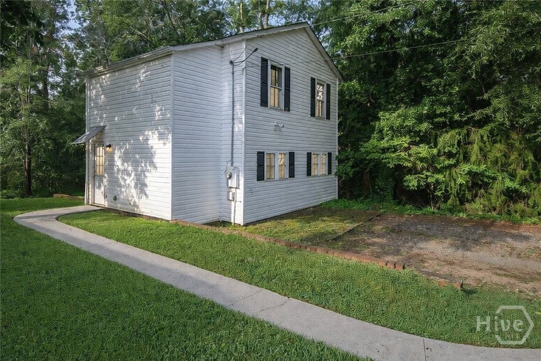 471 E Montgomery Street Property Photo 1