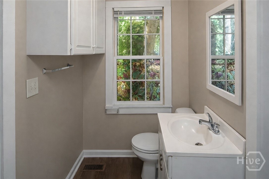 471 E Montgomery Street Property Photo 7