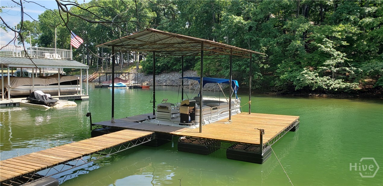9330 Chestatee Court Property Photo 3