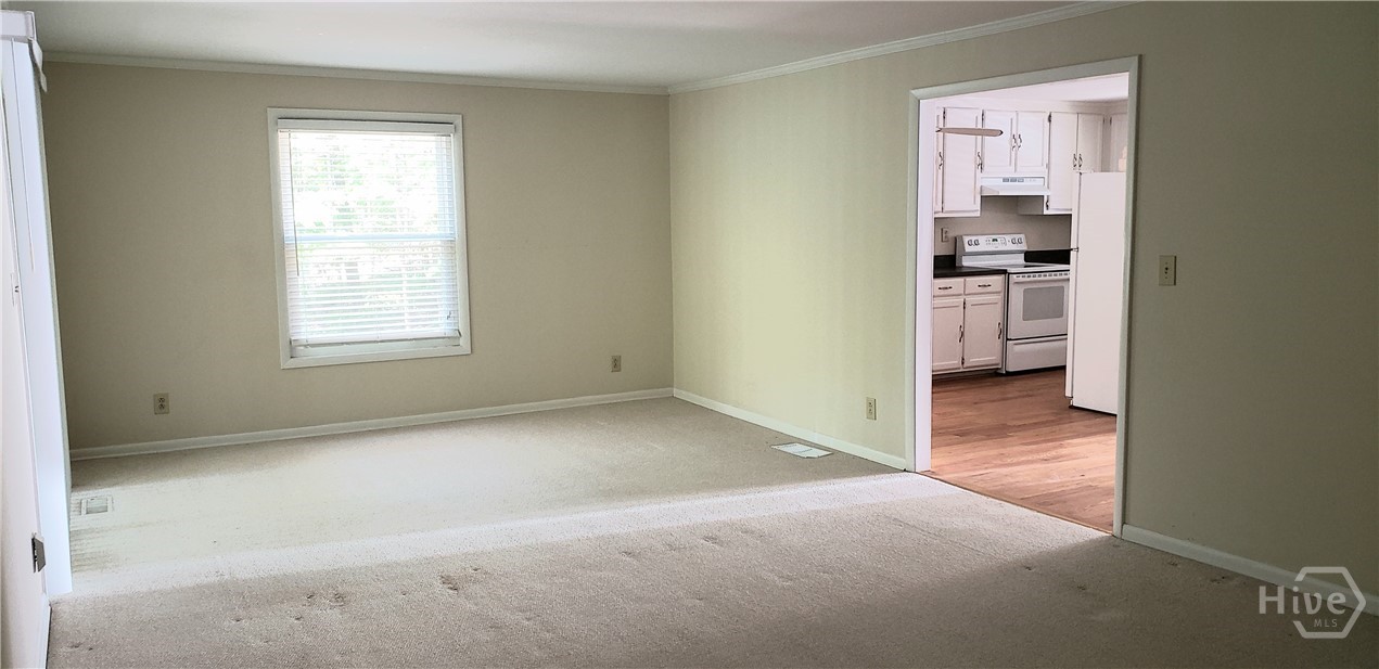 9330 Chestatee Court Property Photo 5
