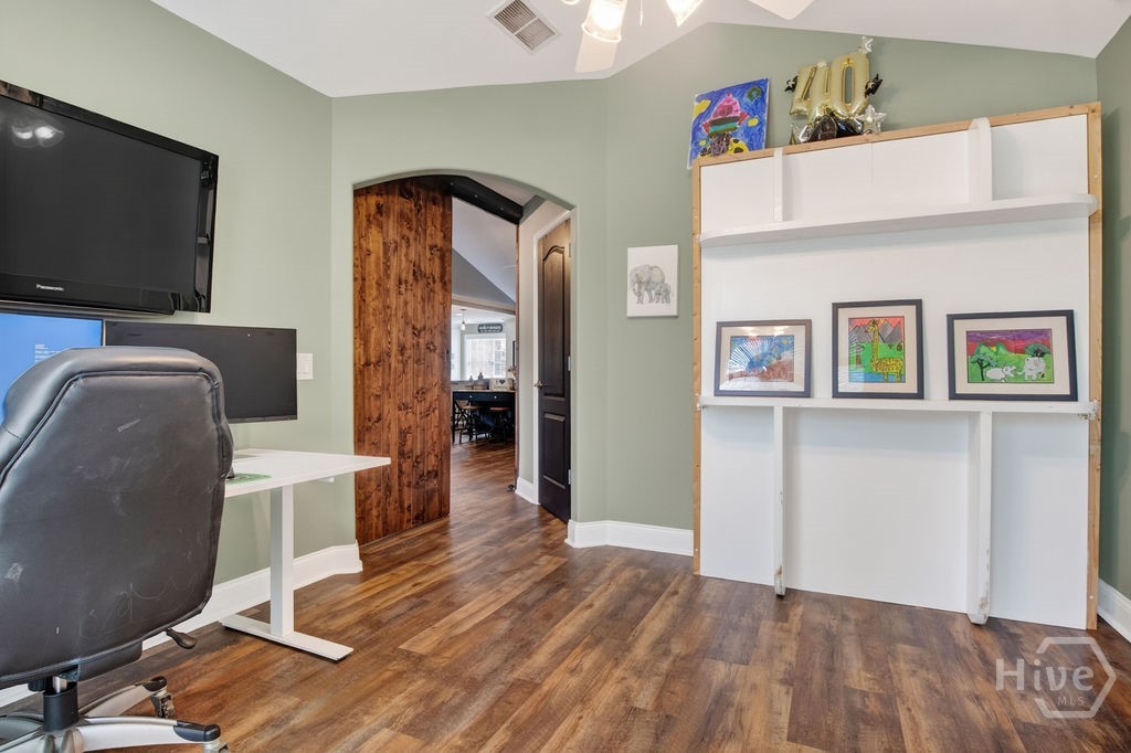 1040 Sapphire Trail Property Photo 18