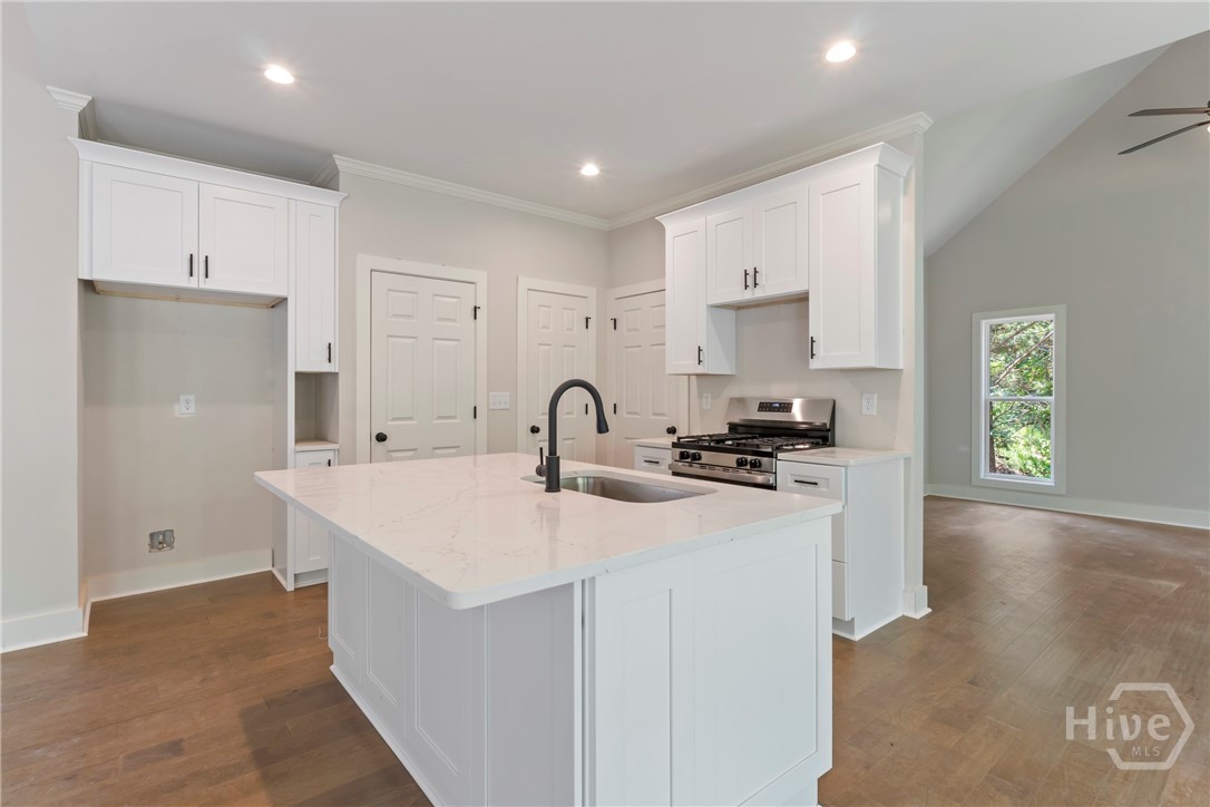400 Ansley Drive Property Photo 12