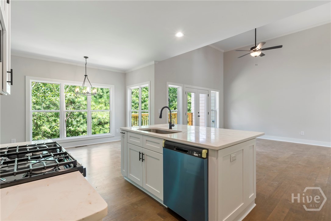 400 Ansley Drive Property Photo 13