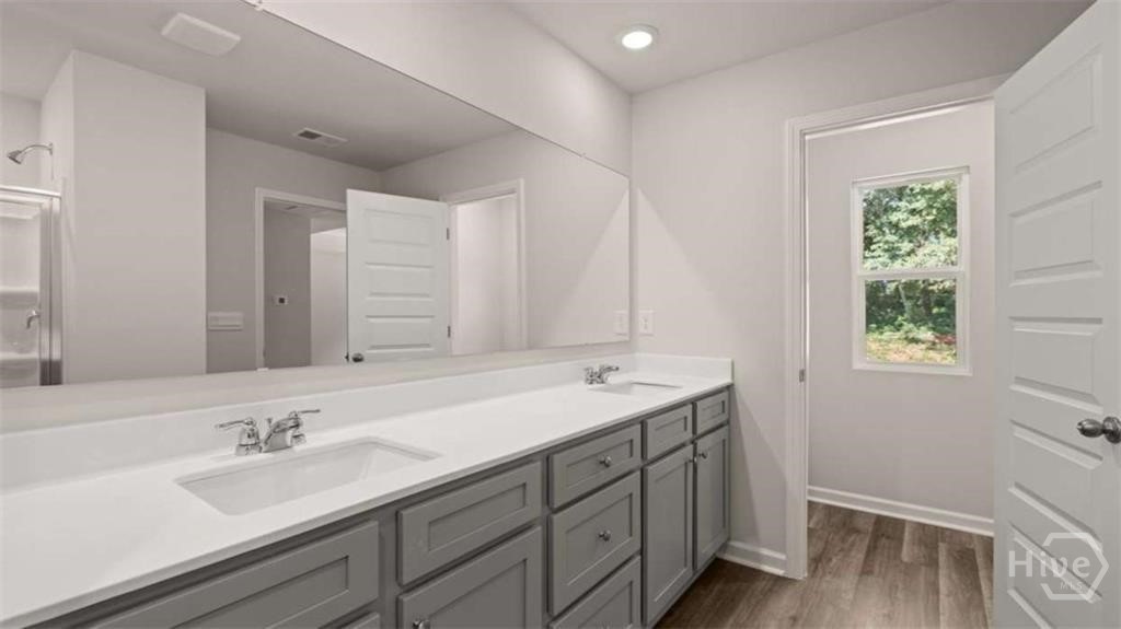 607 Cantor Way Property Photo 22