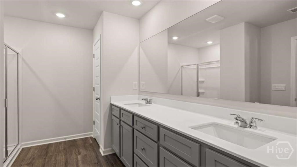607 Cantor Way Property Photo 23