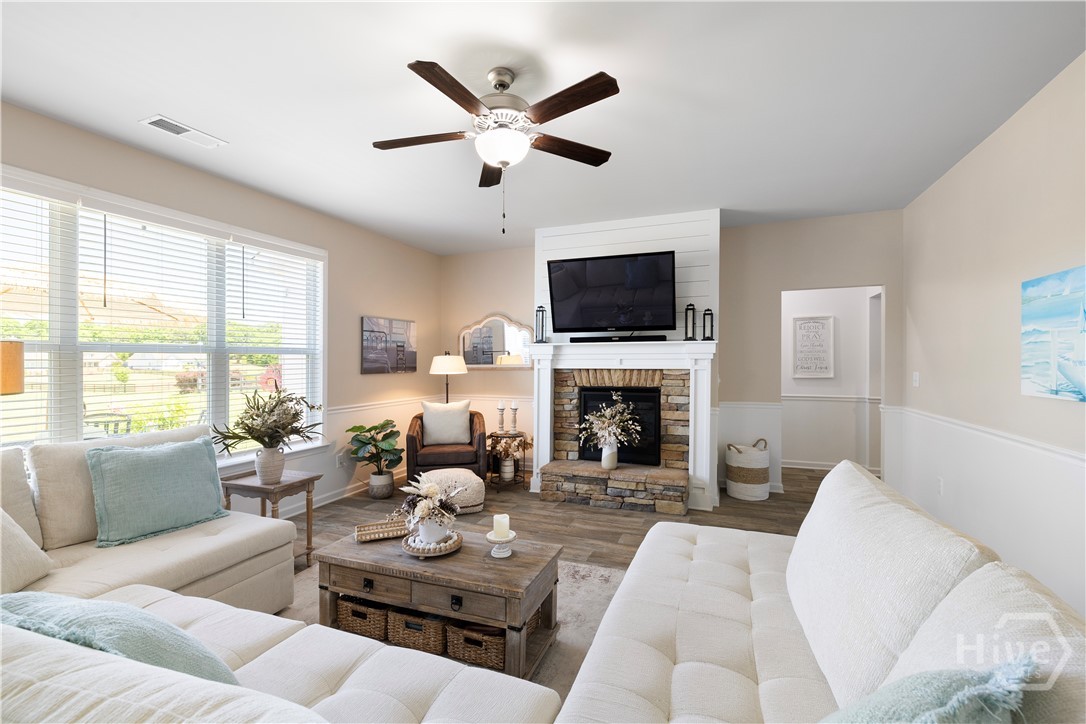 173 Bowman Property Photo 6