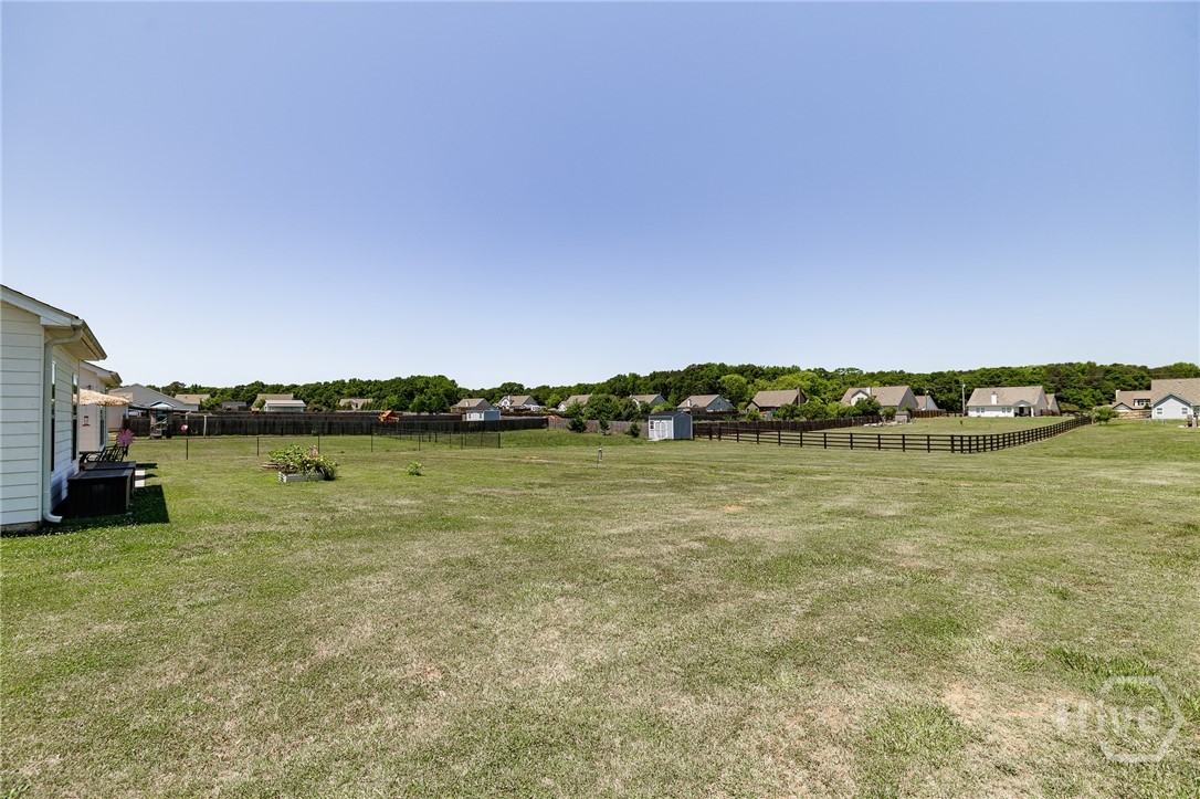 173 Bowman Property Photo 43