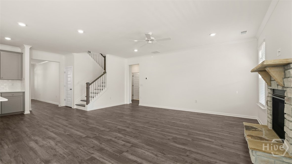 3950 Rivercrest Drive Property Photo 18