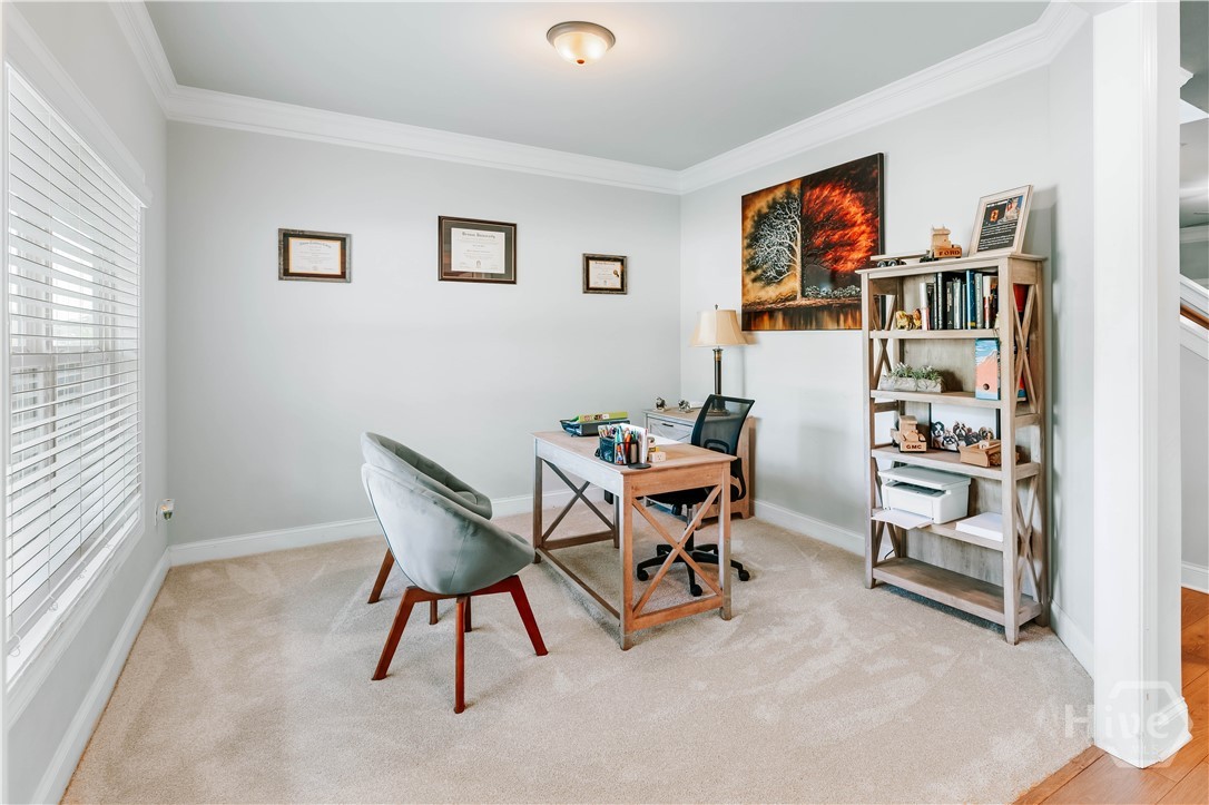 20 Woodbury Lane Property Photo 17