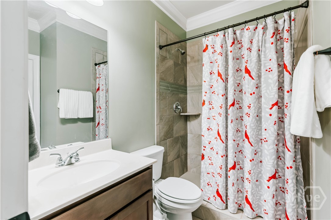 20 Woodbury Lane Property Photo 24
