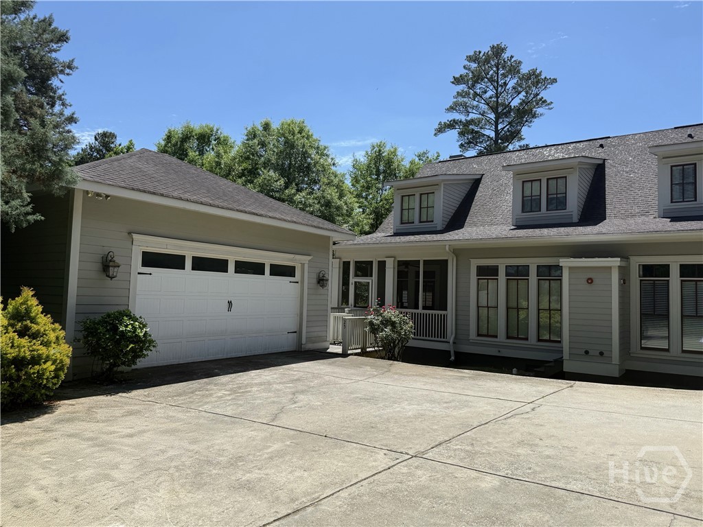 25 Charter Oak Drive Property Photo 3