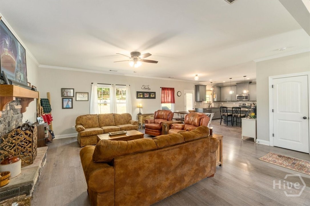 3657 Eagle View Way Property Photo 7