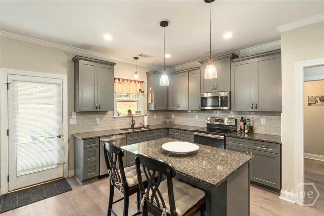 3657 Eagle View Way Property Photo 9