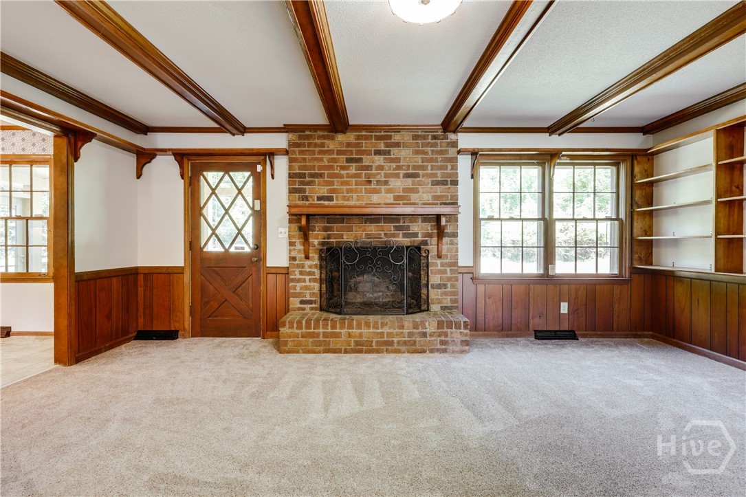 100 Robin Road Property Photo 8