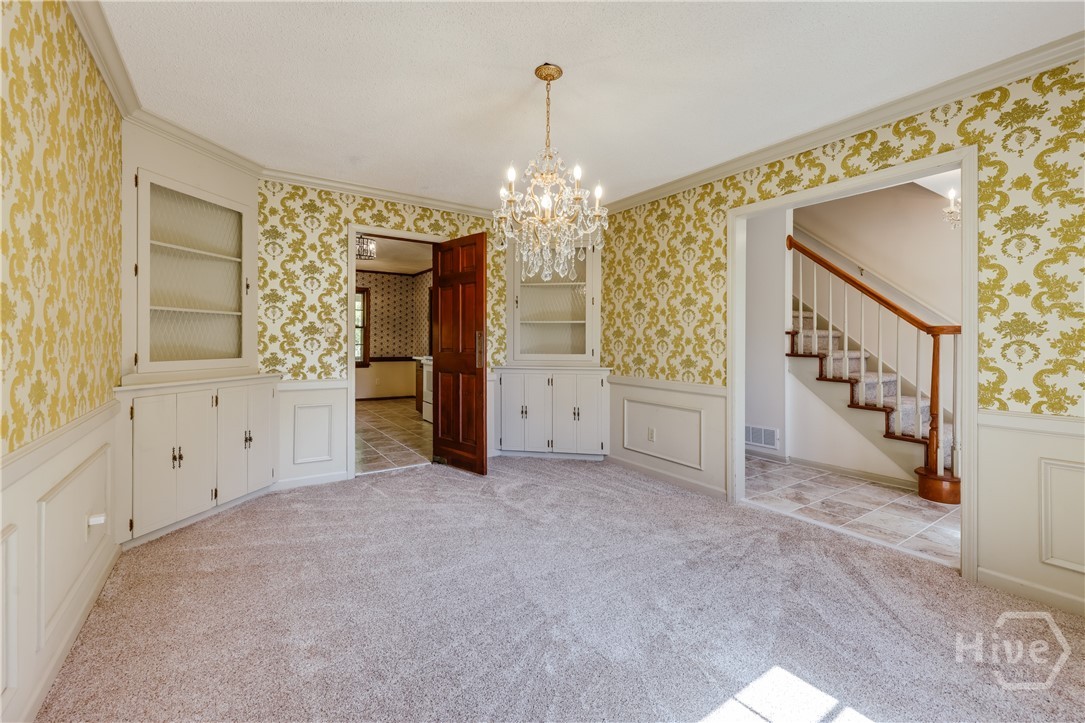 100 Robin Road Property Photo 17