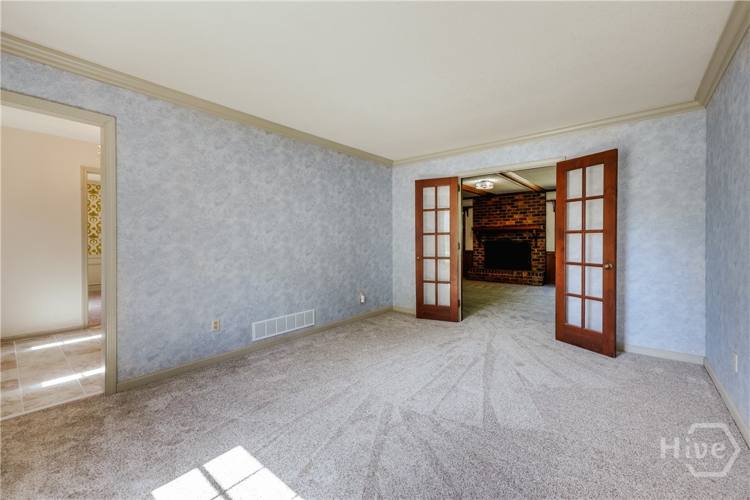100 Robin Road Property Photo 18