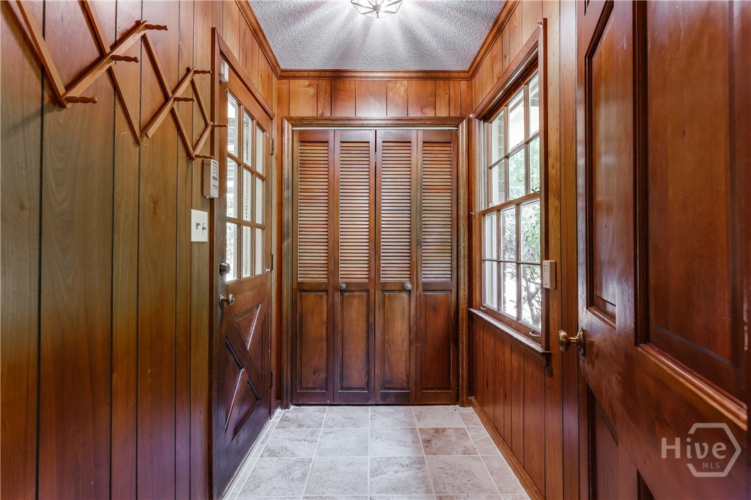 100 Robin Road Property Photo 22