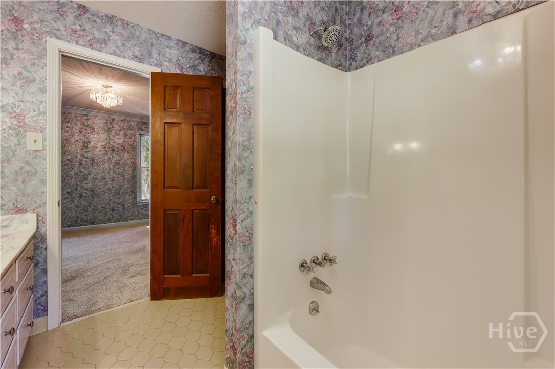 100 Robin Road Property Photo 26