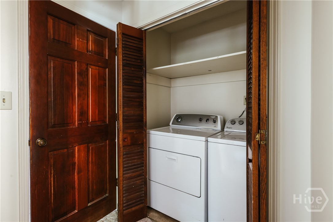 100 Robin Road Property Photo 28