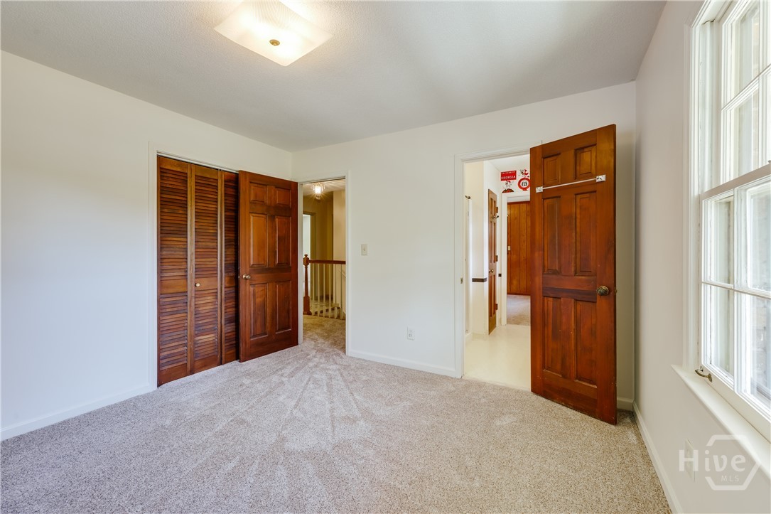 100 Robin Road Property Photo 36