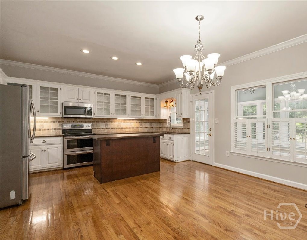 245 Mallard Pointe Way Property Photo 3
