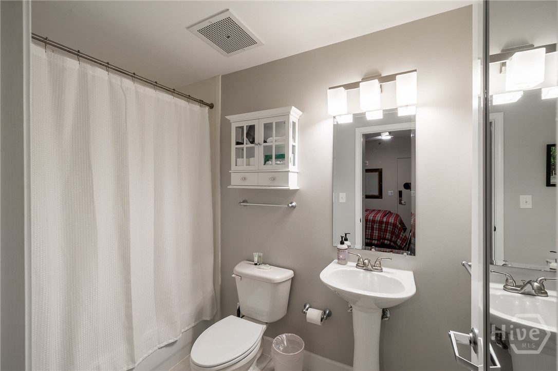 250 W Broad Street 720 Property Photo 20