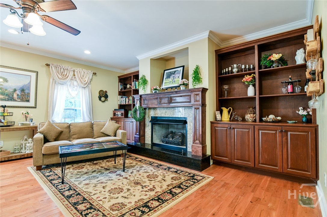 283 Creekside Drive Property Photo 12