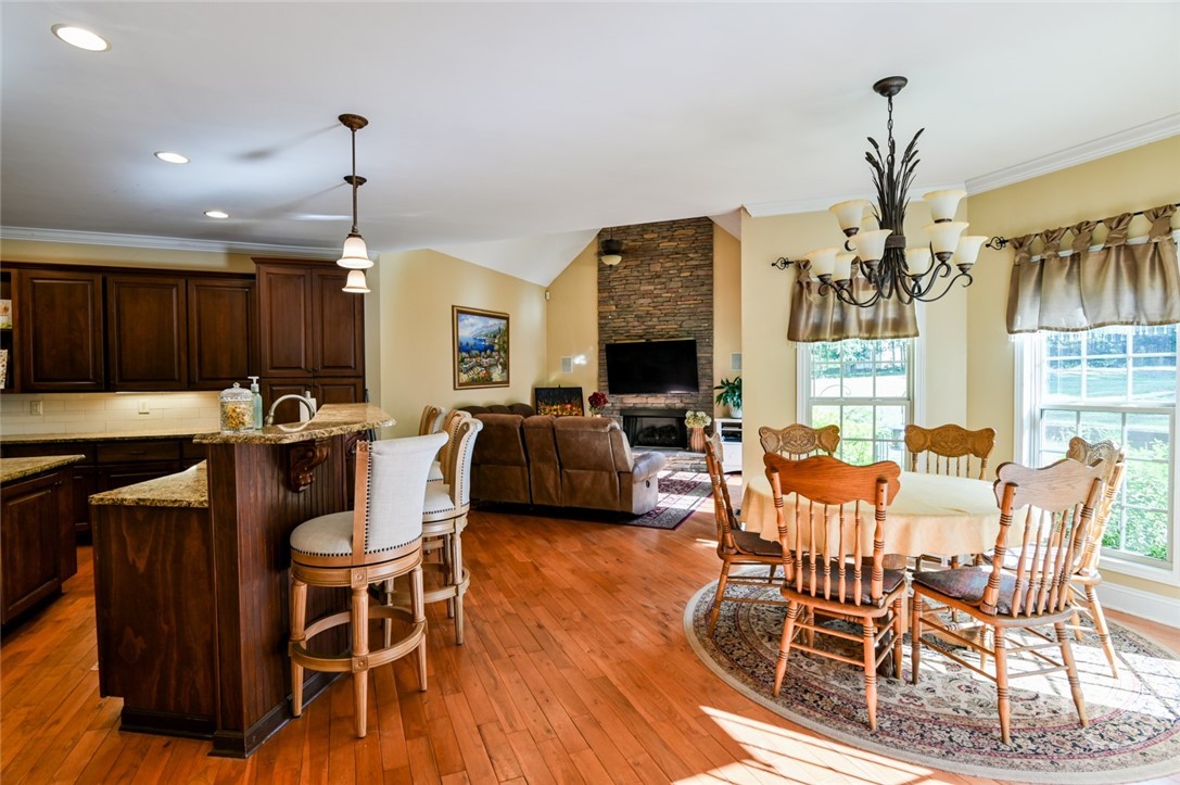 283 Creekside Drive Property Photo 17
