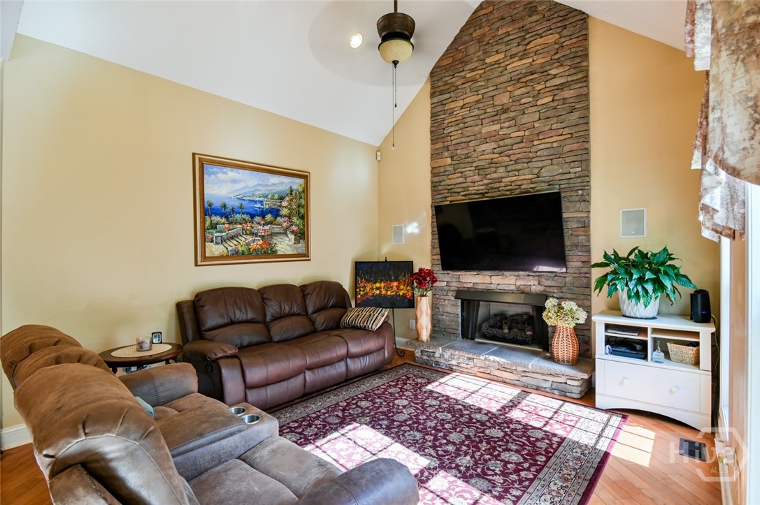 283 Creekside Drive Property Photo 20