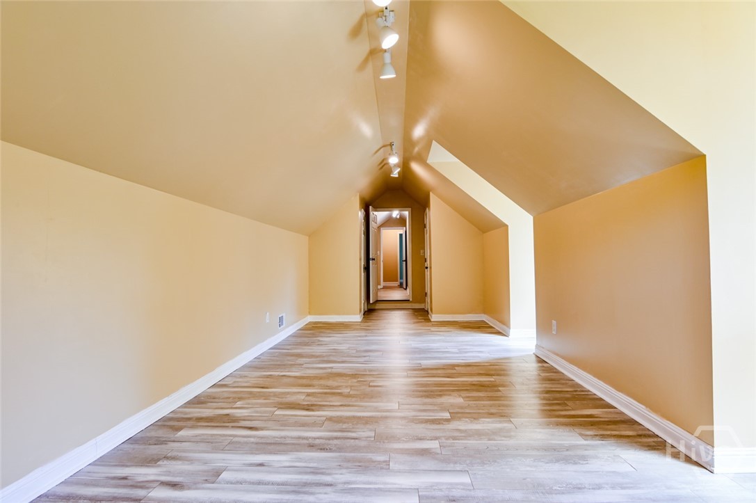 283 Creekside Drive Property Photo 44
