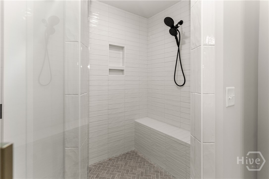 1111 Madison Hills Drive Property Photo 40