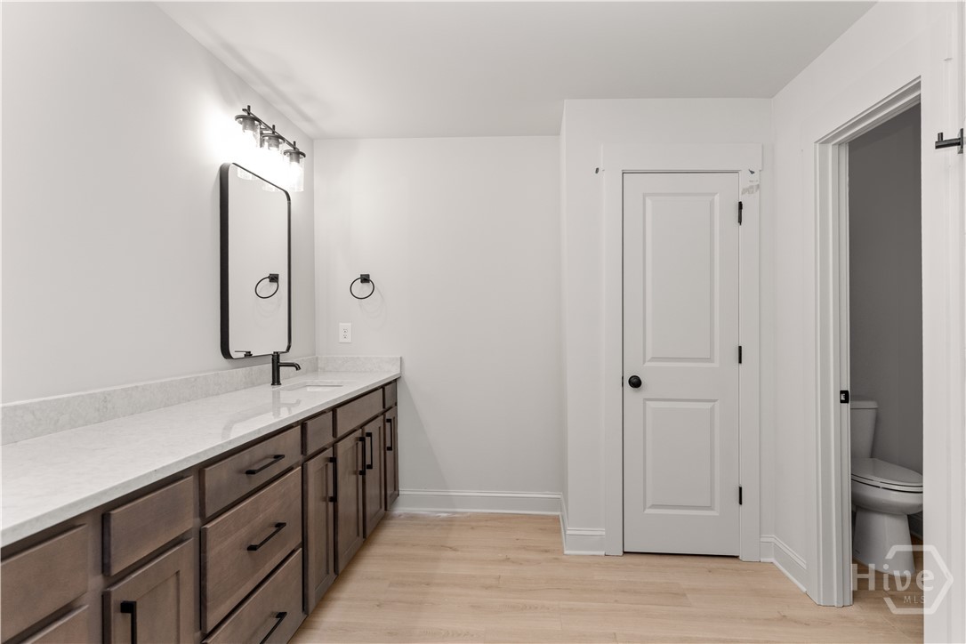1111 Madison Hills Drive Property Photo 42