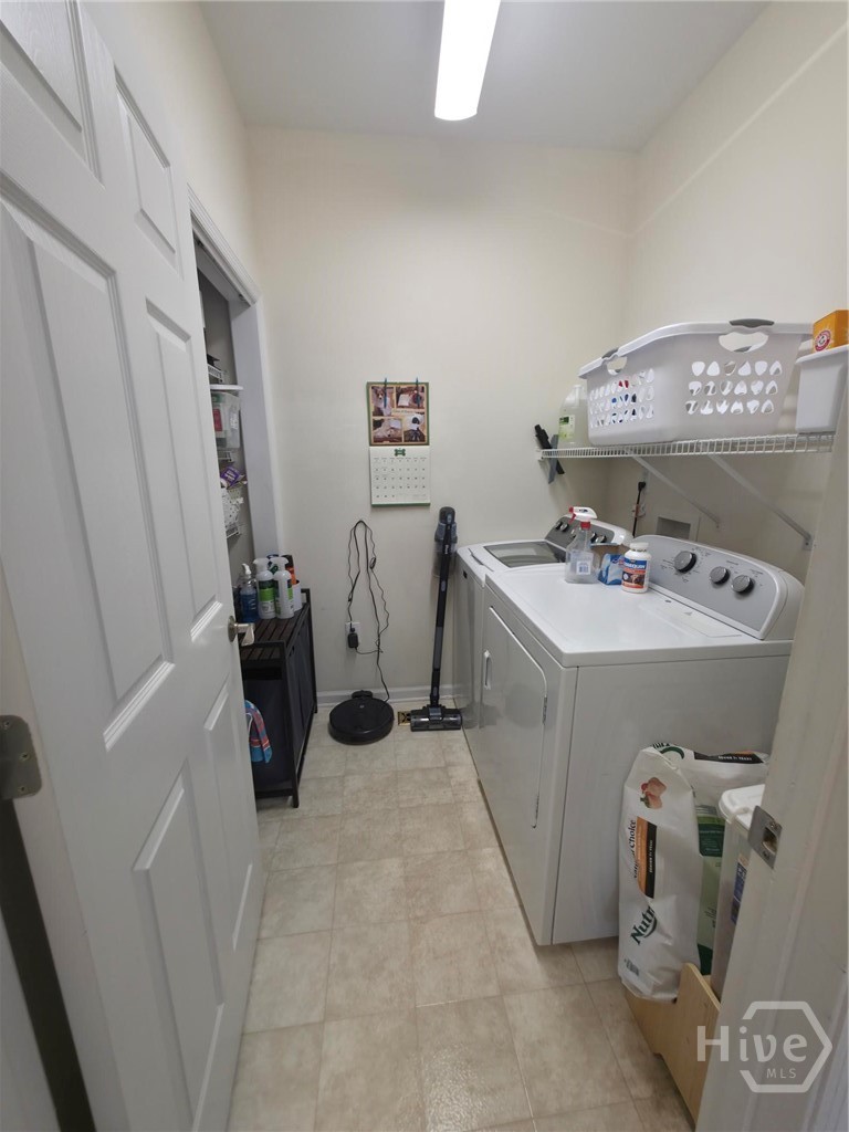 189 Ashbrook Drive Property Photo 14
